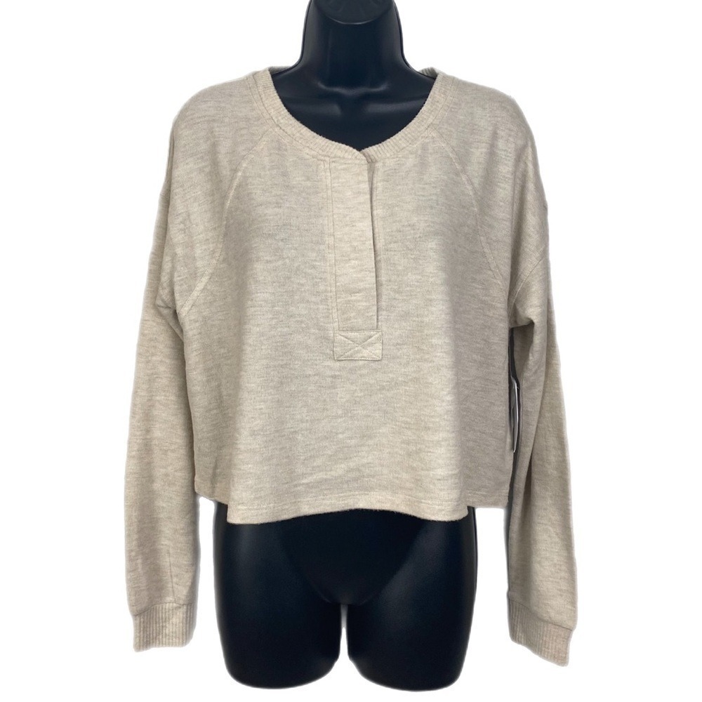 BP Women's Long Sleeve Cropped‎ Henley Sweater Cream Size XS